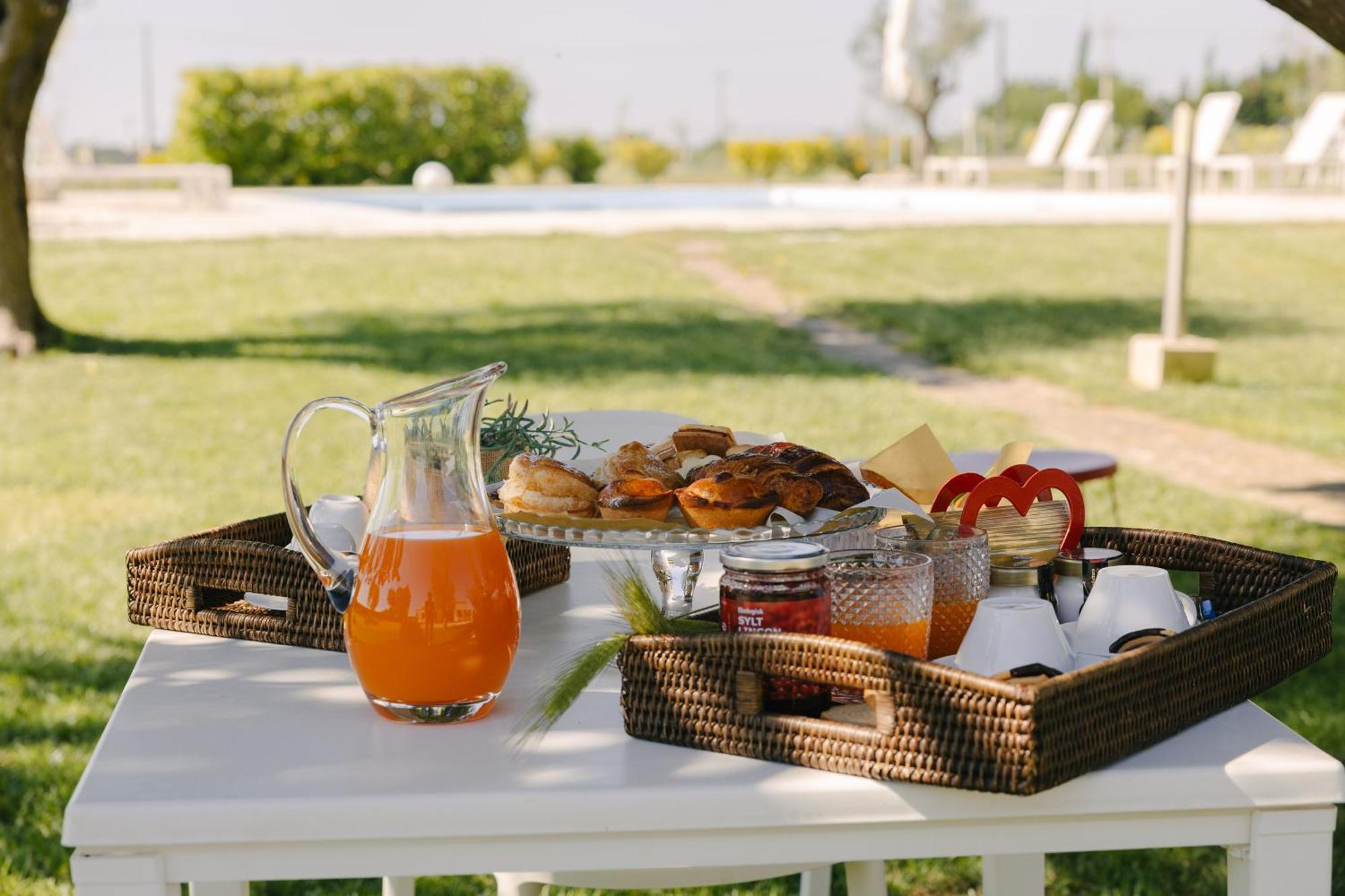 Gli Ulivi Di Gino Bed & Breakfast Sanarica ภายนอก รูปภาพ